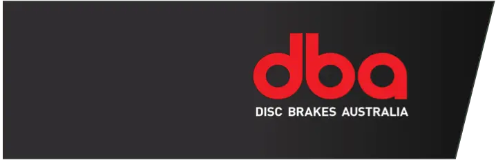 Logo DBA Frenos de Disco Australia en texto rojo sobre fondo negro