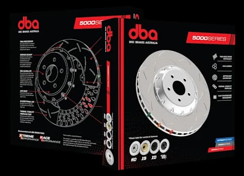 Empaque DBA 5000 Series de dos piezas mostrando caja con diagrama técnico y disco con campana de aluminio